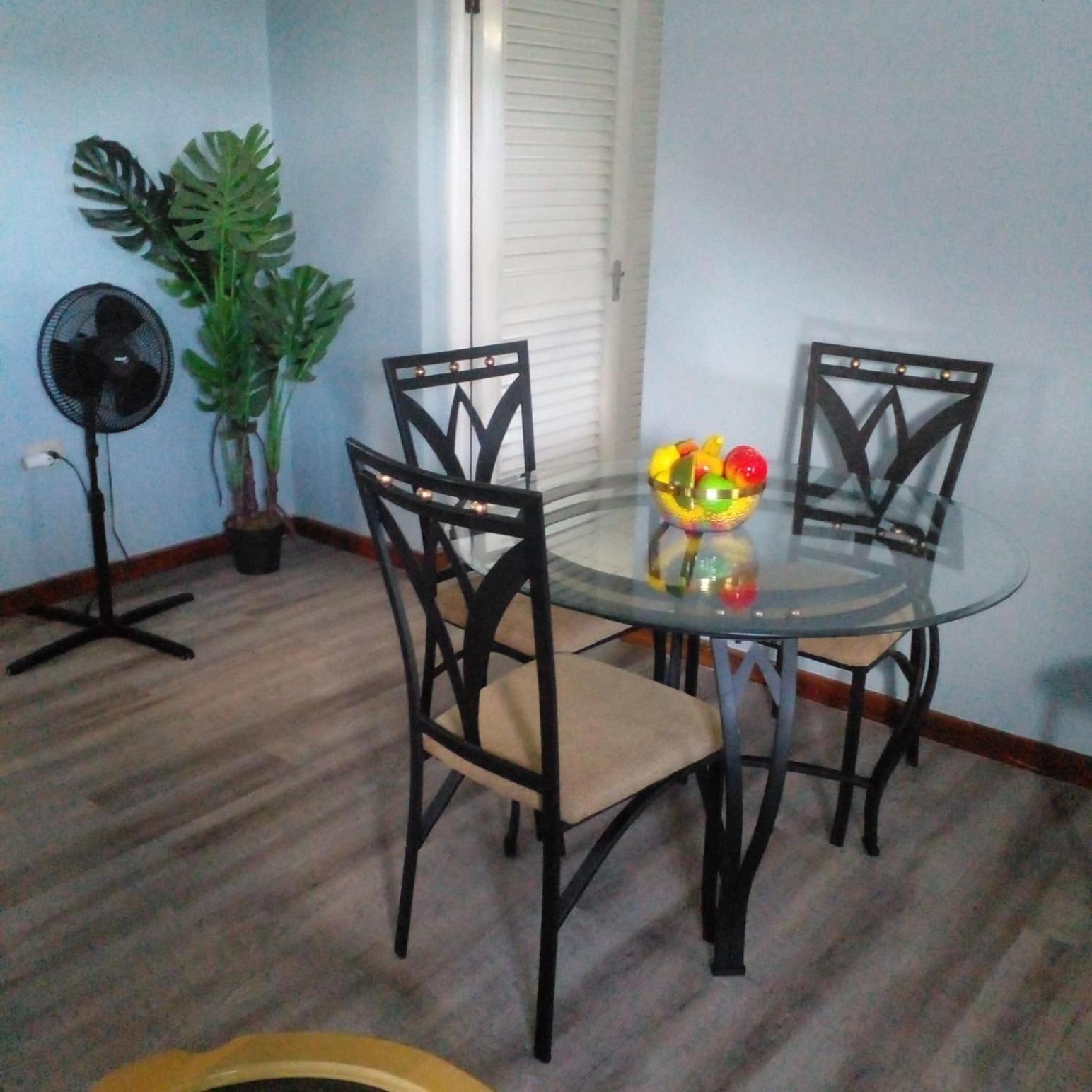 Czar'S Citadel-2 Bedroom Apt 23E At Columbus Heights Очо-Риос Экстерьер фото